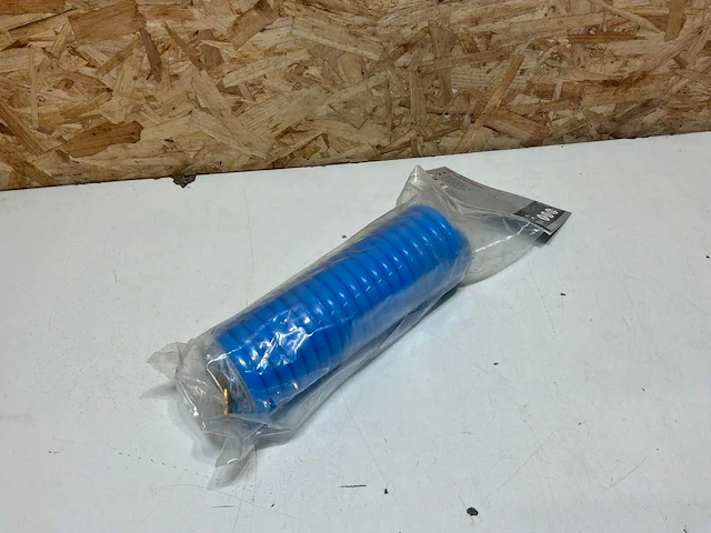 Airpress 12x8mm + kopp 1/4"bspt spiraalslang 5m (4x) - afbeelding 1 van  3