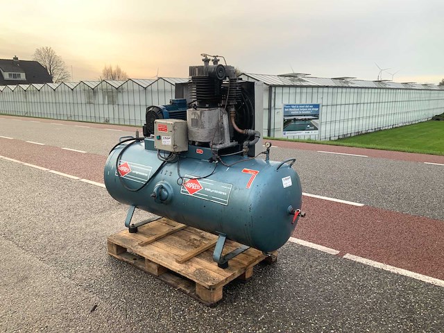 Airpress 16 bar luchtcompressor - afbeelding 12 van  13
