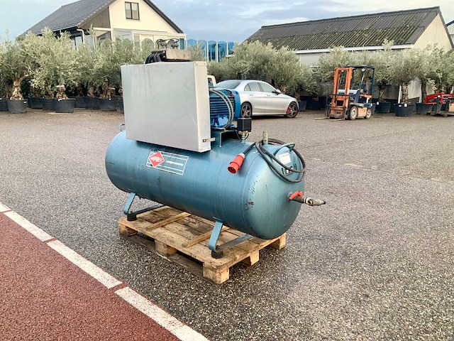 Airpress 16 bar luchtcompressor - afbeelding 6 van  9