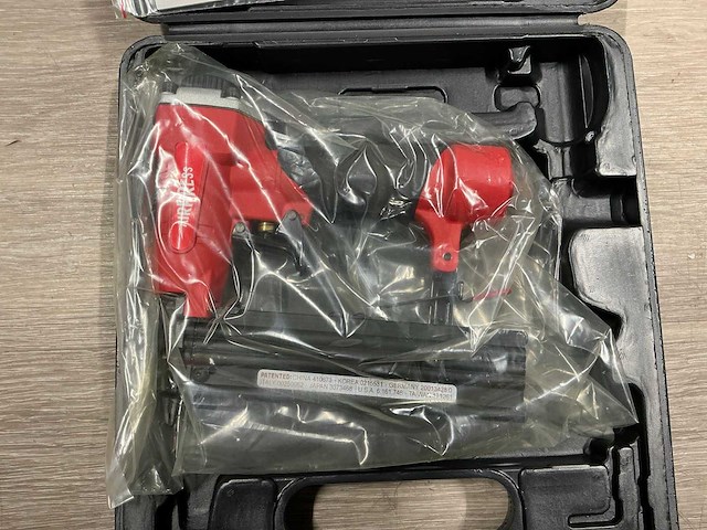 Airpress 23ga pneumatische tacker - afbeelding 6 van  7
