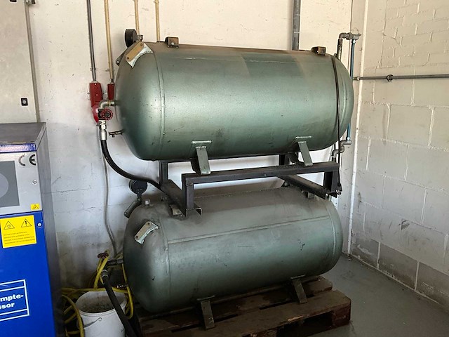 Airpress ap 1300+ geluidsdempende luchtcompressor - afbeelding 6 van  7