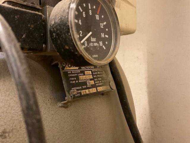 Airpress & atlas copco luchtcompressor, gekoppeld (2x) - afbeelding 4 van  8