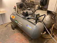 Airpress & atlas copco luchtcompressor, gekoppeld (2x) - afbeelding 5 van  8