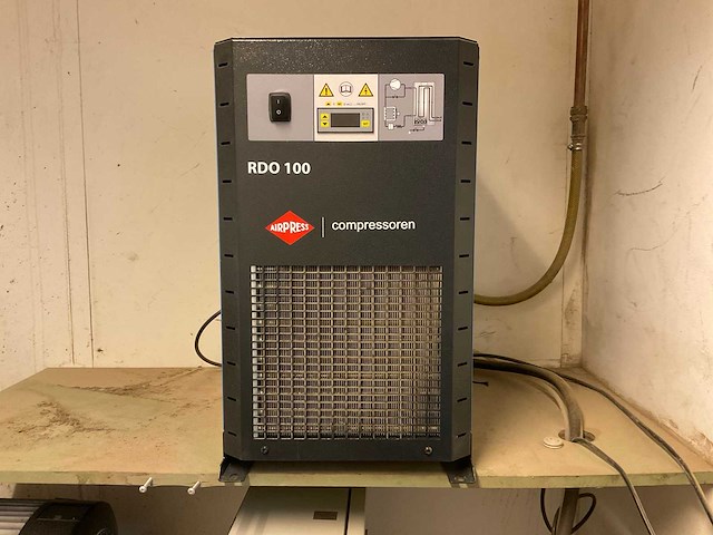 Airpress & atlas copco luchtcompressor, gekoppeld (2x) - afbeelding 2 van  11