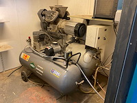 Airpress & atlas copco luchtcompressor, gekoppeld (2x) - afbeelding 1 van  11