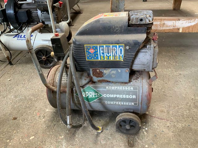 Airpress hl 310/25 luchtcompressor - afbeelding 1 van  4