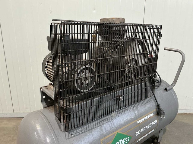 Airpress hl 340/100 luchtcompressor - afbeelding 6 van  9