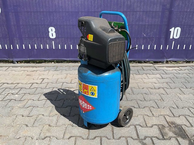 Airpress hl360/50 compact luchtcompressor - afbeelding 1 van  6