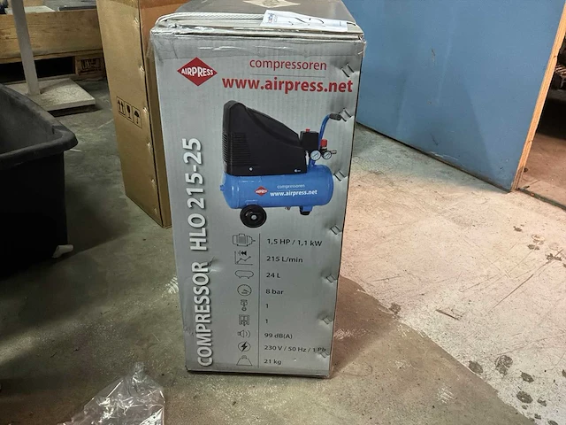 Airpress hlo 215-25 hogedrukcompressor - afbeelding 4 van  4
