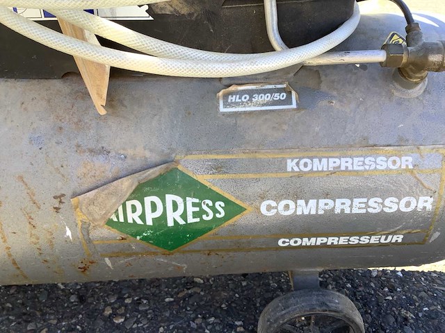 Airpress hlo300/50 luchtcompressor - afbeelding 4 van  14