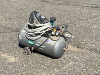 Airpress hlo300/50 luchtcompressor - afbeelding 12 van  14