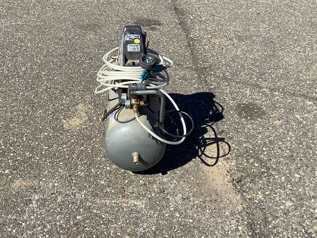 Airpress hlo300/50 luchtcompressor - afbeelding 13 van  14