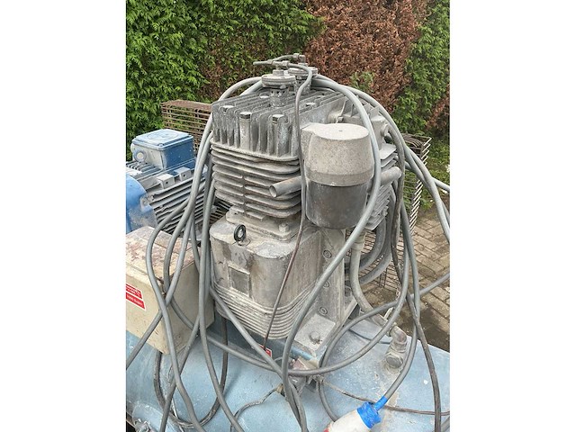 Airpress k 500-1000 super zuigercompressor - afbeelding 11 van  14