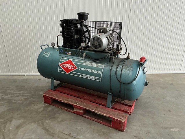Airpress k300-600 luchtcompressor - afbeelding 2 van  7