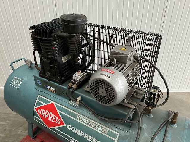 Airpress k300-600 luchtcompressor - afbeelding 5 van  7