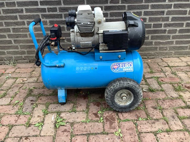 Airpress lm50-350 luchtcompressor - afbeelding 3 van  3