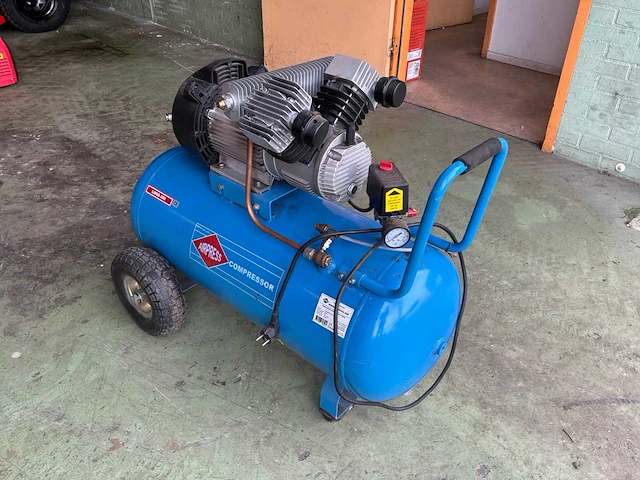 Airpress lm90-350 hogedrukcompressor - afbeelding 2 van  9