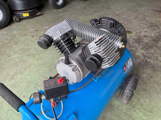 Airpress lm90-350 hogedrukcompressor - afbeelding 6 van  9