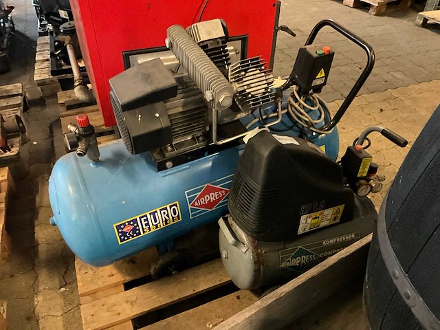 Airpress luchtcompressor (2x) - afbeelding 2 van  5