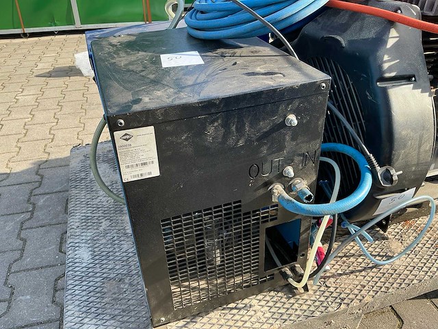 Airpress luchtcompressor met toebehoren - afbeelding 17 van  17