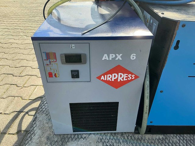 Airpress luchtcompressor met toebehoren - afbeelding 7 van  7
