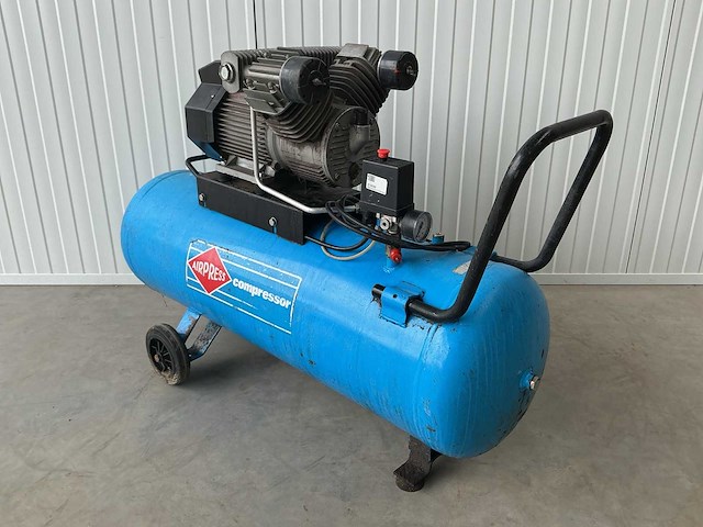 Airpress luchtcompressor - afbeelding 2 van  8