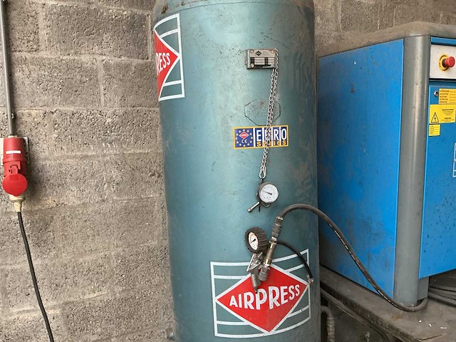 Airpress luchtcompressor - afbeelding 2 van  5