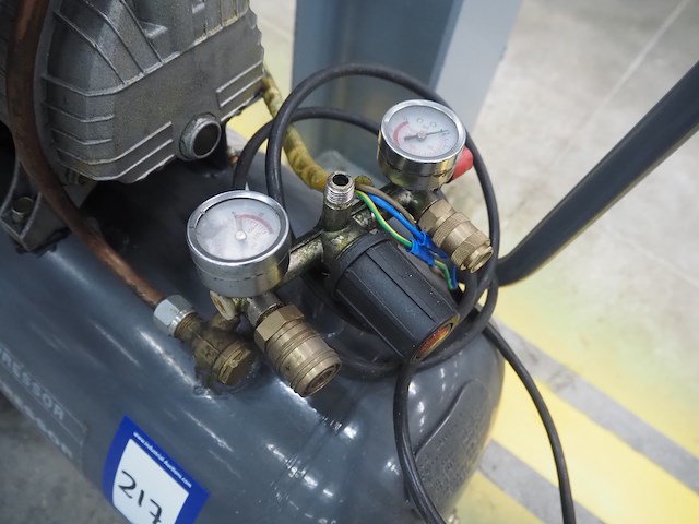 Airpress - afbeelding 5 van  7