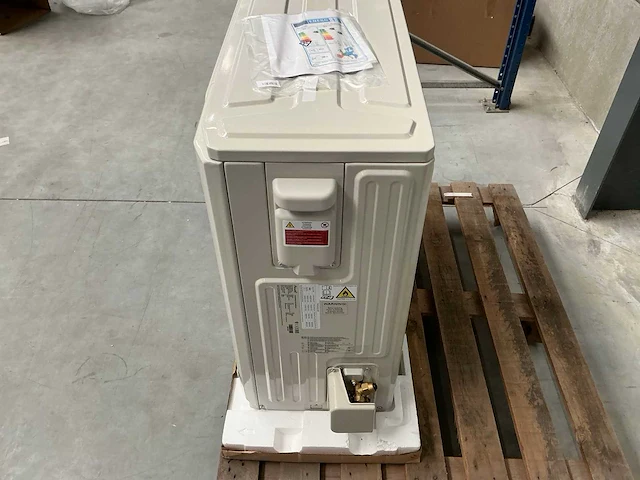 Airwell - aw-ydfa036-h93 - airconditioning buiten unit 410x940x840 mm - afbeelding 2 van  12