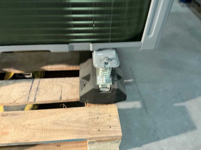 Airwell - bdhw-080r-04m25 - warmtepomp - afbeelding 4 van  14