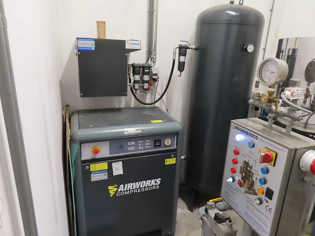 Airworks - 2022 - silent k50 t10 sd - compressor - afbeelding 1 van  10