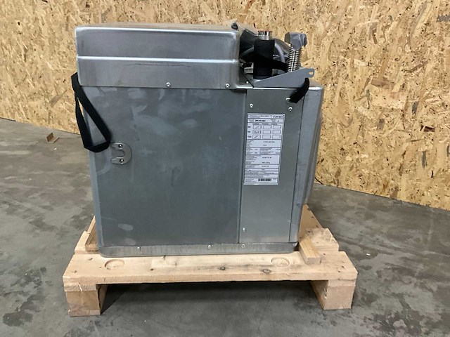 Ait alpha innotec inverter warmtepompmodule water/water - afbeelding 2 van  6