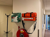 Aivia noodtas en aed - afbeelding 1 van  8