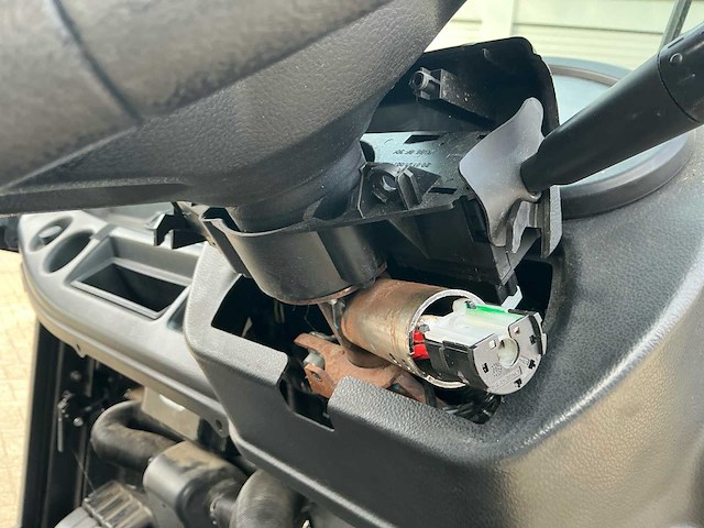 Aixam-mega electric e-worker - afbeelding 21 van  37