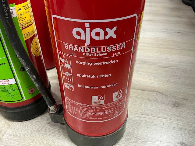 Ajax brandblusser (6x) - afbeelding 2 van  7