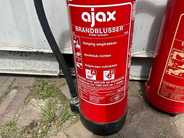 Ajax schuim 6 liter brandblusser (2x) - afbeelding 3 van  7