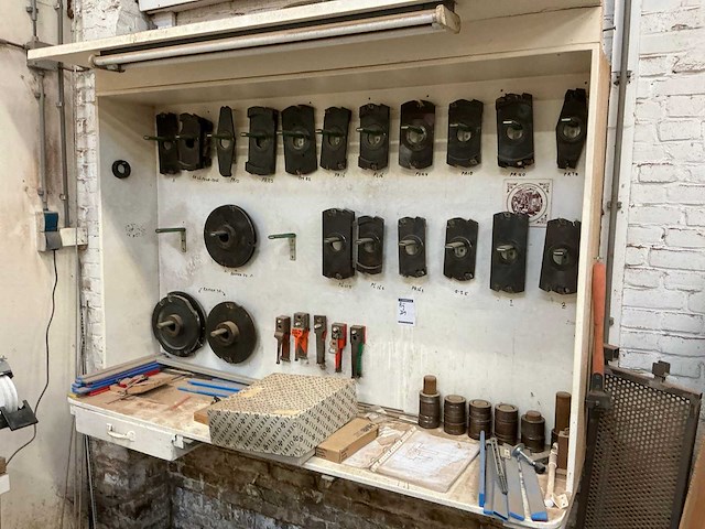 Ajmt pennenbank - afbeelding 3 van  18