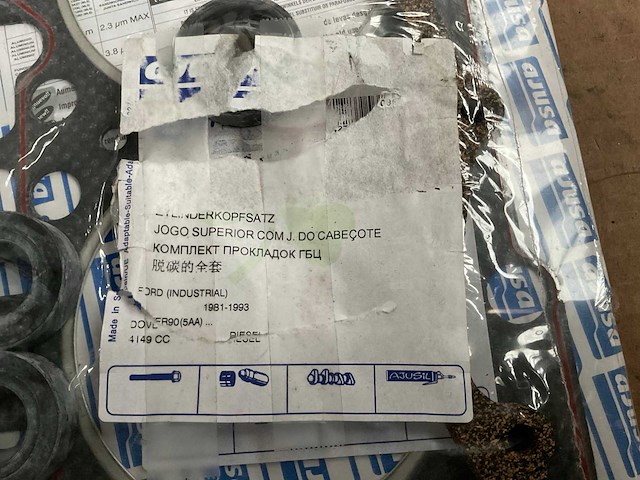 Ajusa seal kit - afbeelding 1 van  3