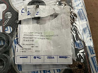 Ajusa seal kit - afbeelding 1 van  3