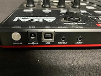 Akai mpd226 midi sample unit - afbeelding 1 van  2