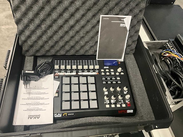 Akai mpd32 digitale mengtafel - afbeelding 4 van  6