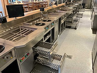 Ake-ideal - koelwerkbank en saladettelijn (c) - afbeelding 9 van  20