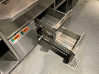 Ake-ideal - koelwerkbank en saladettelijn (c) - afbeelding 13 van  20