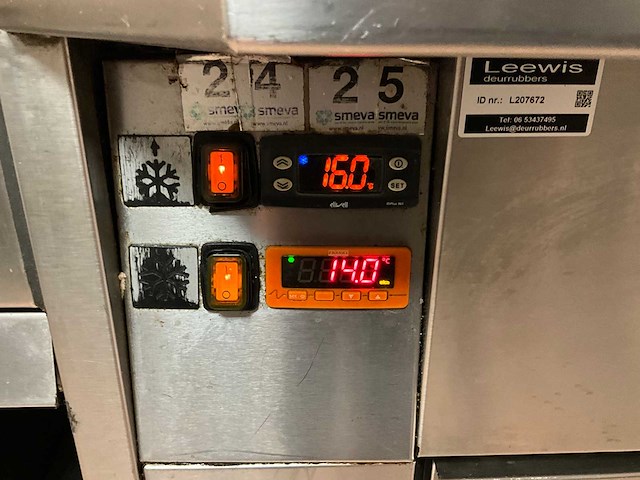 Ake-ideal - koelwerkbank en saladettelijn (c) - afbeelding 5 van  9