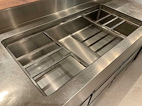 Ake-ideal - koelwerkbank en saladettelijn (c) - afbeelding 11 van  16