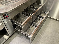 Ake-ideal - koelwerkbank en saladettelijn (c) - afbeelding 4 van  12