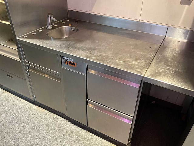 Ake-ideal - koelwerkbank met spoeltafel - afbeelding 1 van  7