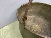 Aker koperen ketel met smeedijzeren driepoot - afbeelding 9 van  10