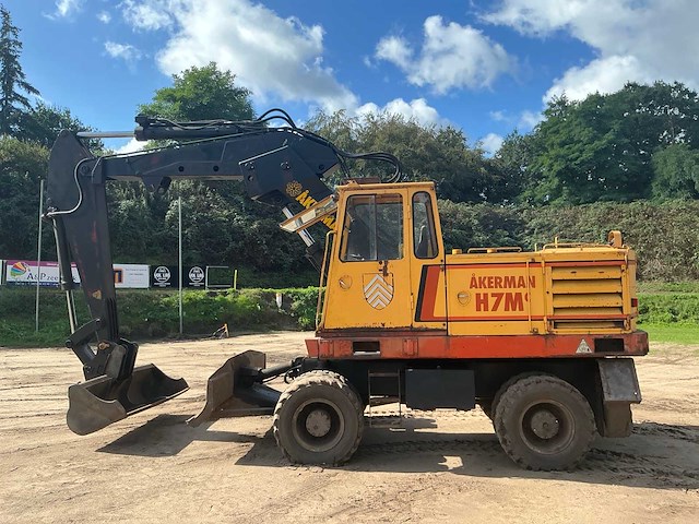 Akerman h7mc banden graafmachine - afbeelding 34 van  38