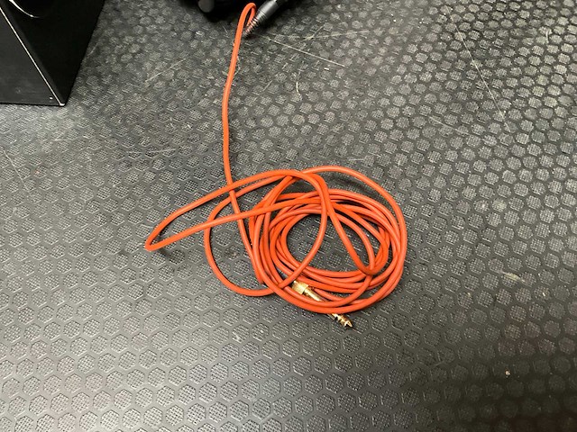 Akg k712pro koptelefoon - afbeelding 5 van  5